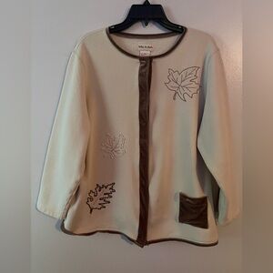 Woman’s Toffee Apple XL Cream With Brown Trim Fleece Jacket